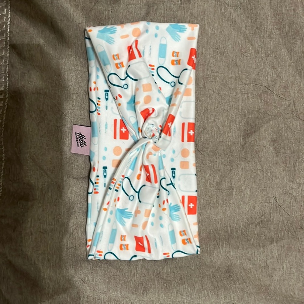 NEVER WORN!! Hello headband